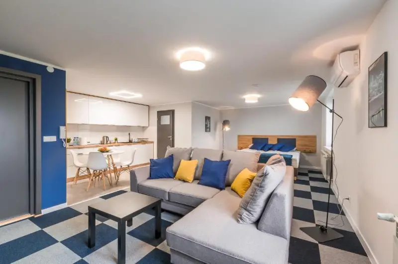 Studio Apartment